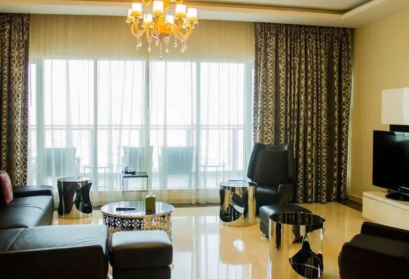 هتل Ramada By Wyndham Downtown Dubai