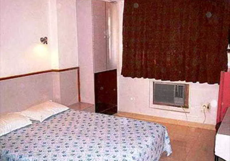 ホテル Singhs International