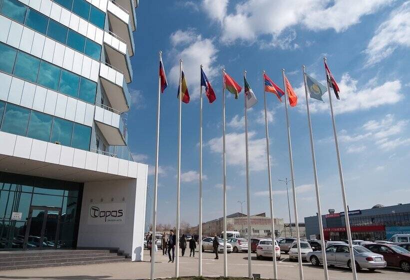 فندق Topos Congress