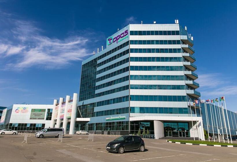 فندق Topos Congress