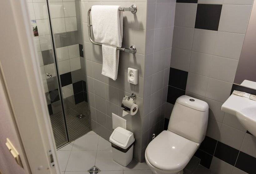 فندق Topos Congress