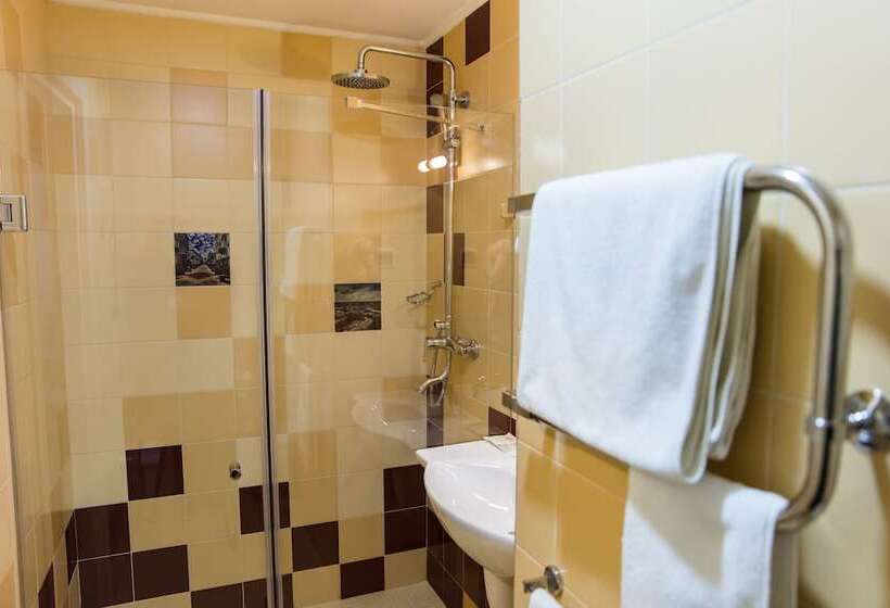 فندق Topos Congress