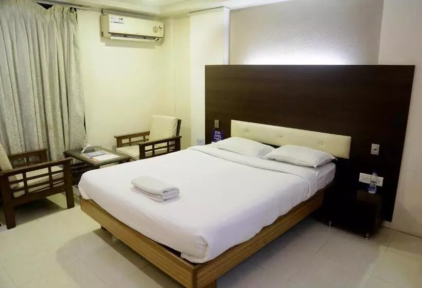 ホテル Venkat Presidency