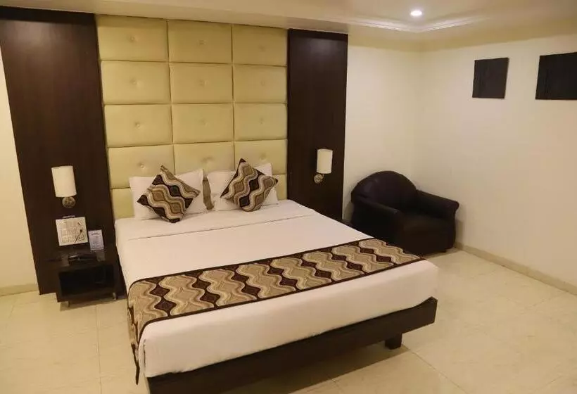 ホテル Venkat Presidency