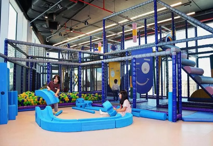 هتل Yas Island Rotana Abu Dhabi