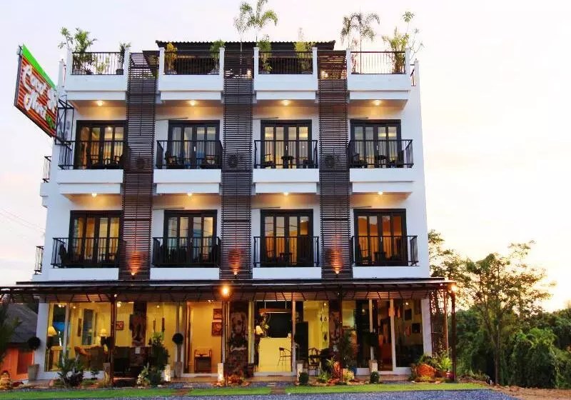 استراحتگاه Coco Nori At Sea