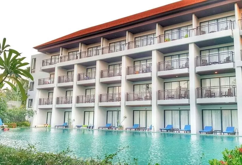 D Varee Mai Khao Beach Resort, Thailand