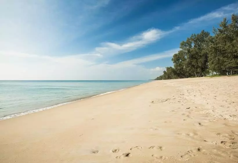 D Varee Mai Khao Beach Resort, Thailand