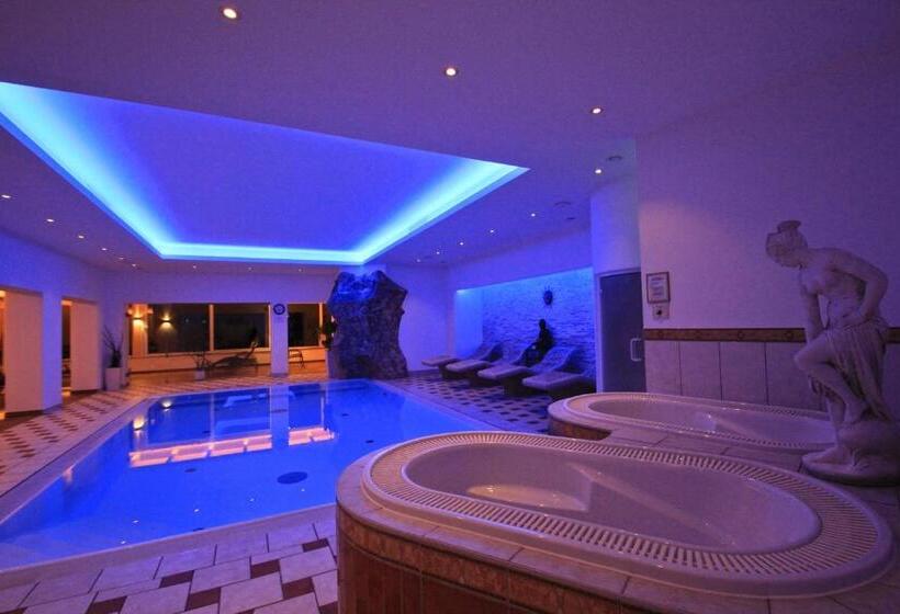 Alpenhotel Weiherbach Berchtesgaden Hallenbad Und Sauna