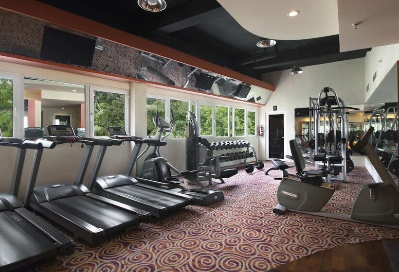 فندق Aston Manado