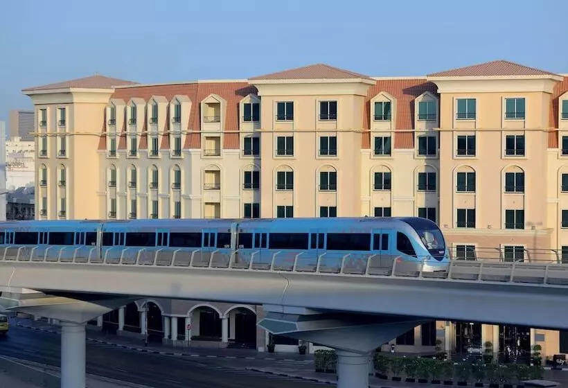 酒店 Avani Deira Dubai