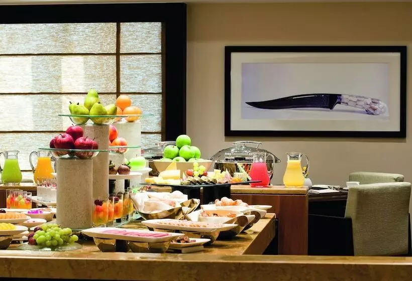 酒店 Avani Deira Dubai