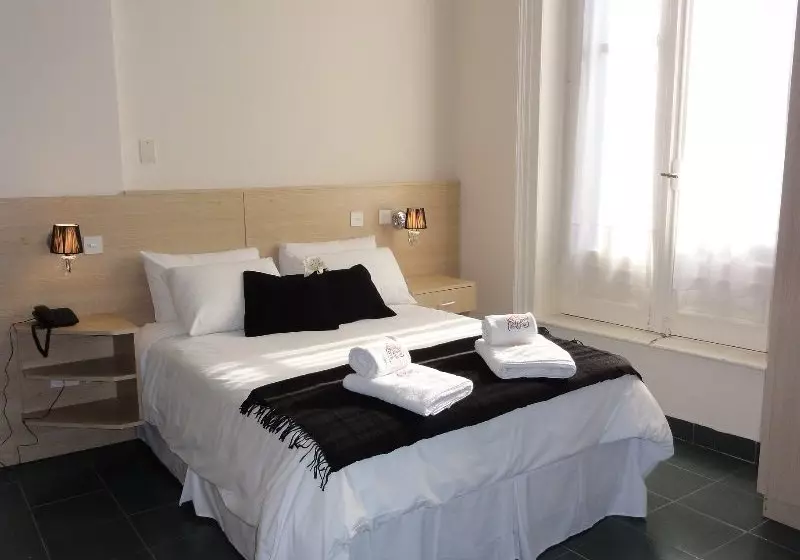 هتل Ayres Portenos Tango Suites