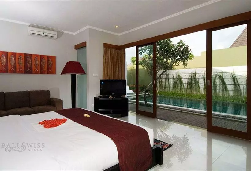 בית מלון כפרי Bali Swiss Villa