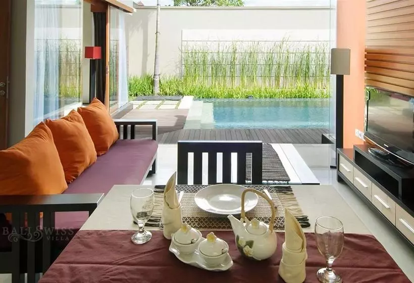 בית מלון כפרי Bali Swiss Villa