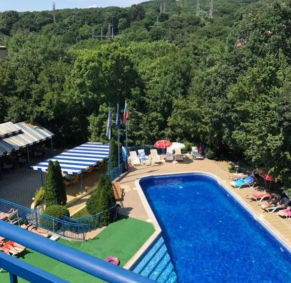 Hotel Blue Sky   Parking & All Inclusive