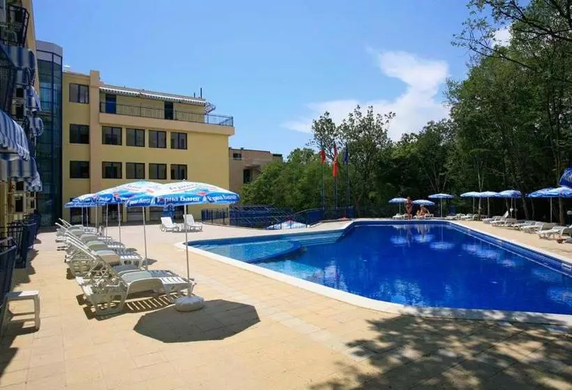 Hotel Blue Sky   Parking & All Inclusive