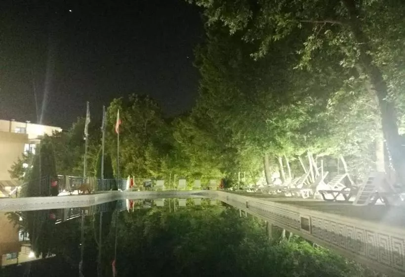 Hotel Blue Sky   Parking & All Inclusive