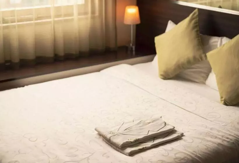 فندق Brighton City Osaka Kitahama