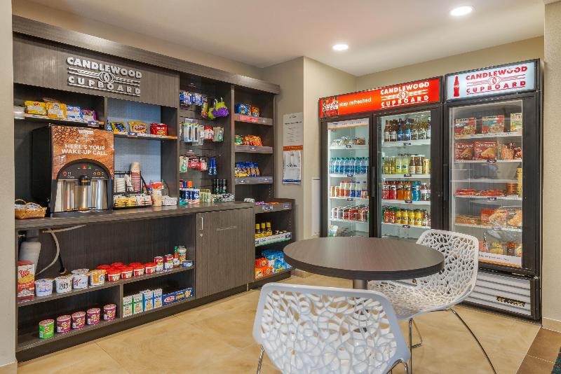 فندق Candlewood Suites Fort Myers/sanibel Gateway, An Ihg