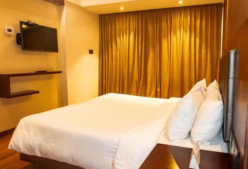 Hotel Classic Sarovar Portico Trivandrum