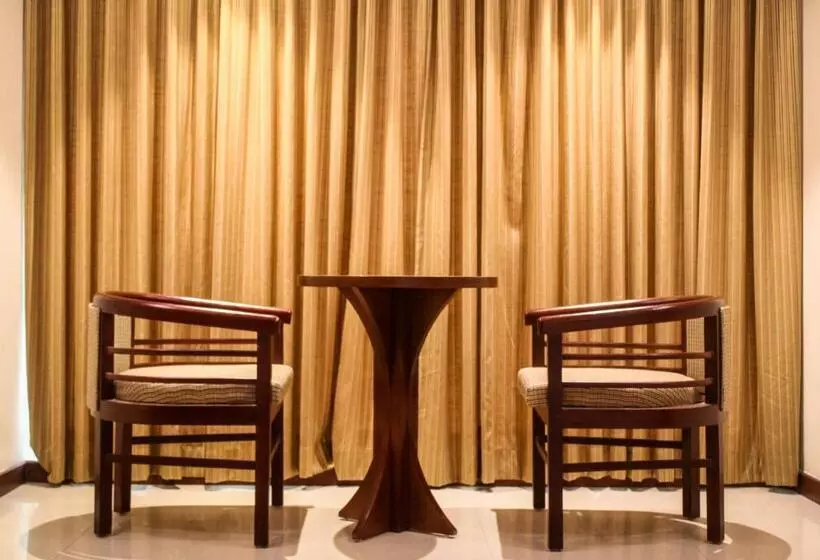 Отель Classic Sarovar Portico Trivandrum