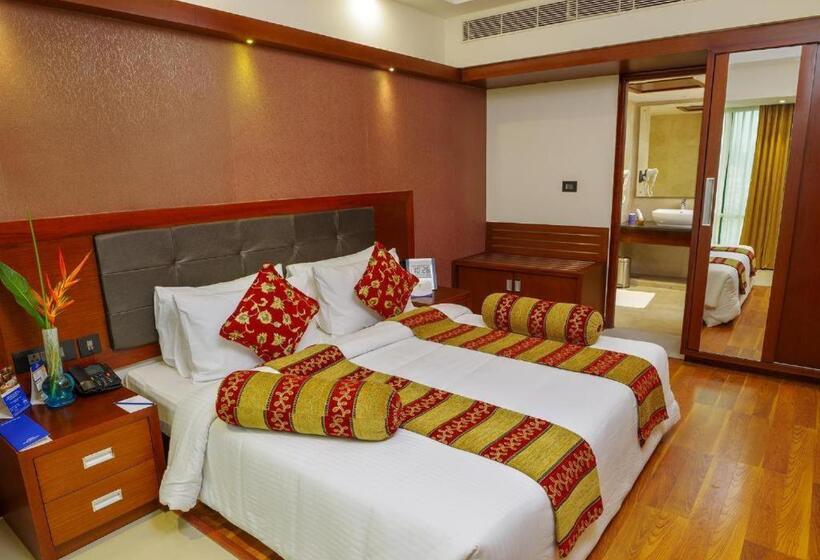 Hotel Classic Sarovar Portico Trivandrum