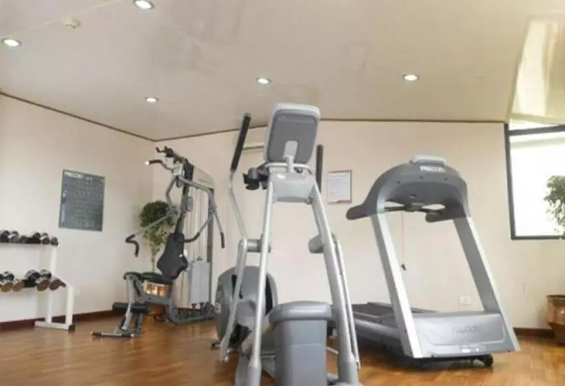 Отель Classic Sarovar Portico Trivandrum