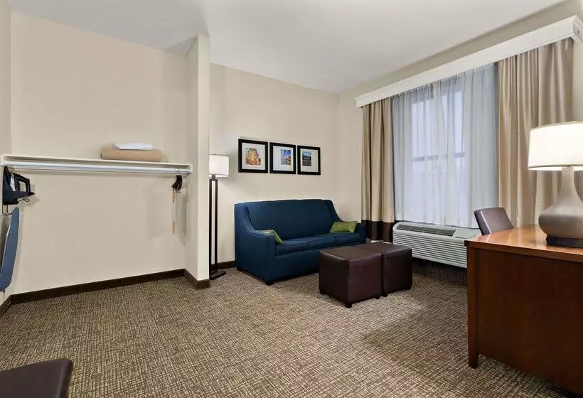 هتل Comfort Suites