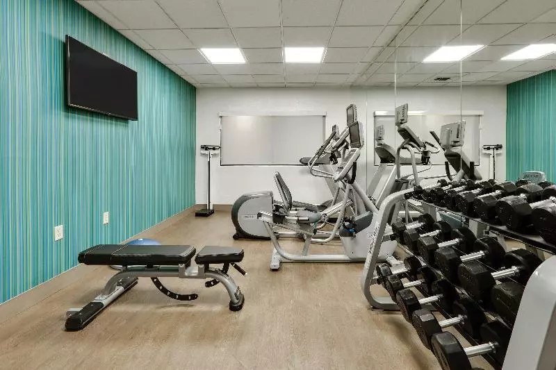 فندق Holiday Inn Express & Suites Dallas   Duncanville, An Ihg