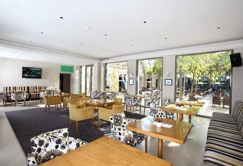 Отель Mandarin Resort & Spa