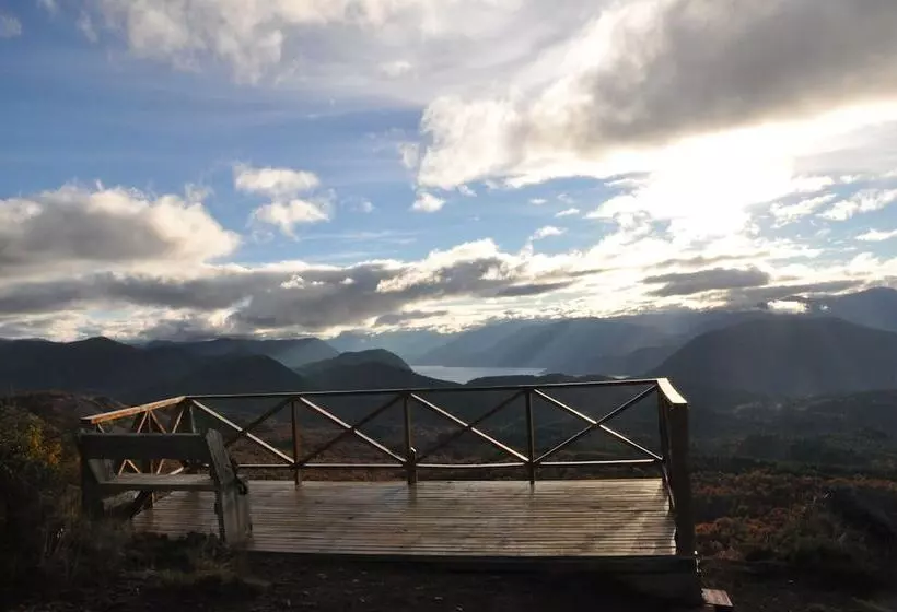 هتل Miradores Del Lanin