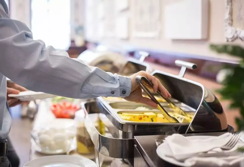 فندق Optima Dworzec Lviv