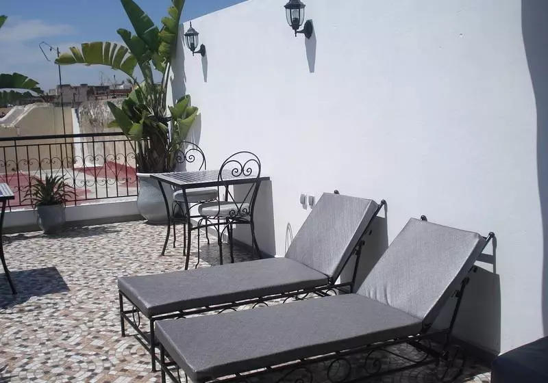 هتل Riad Marlinea