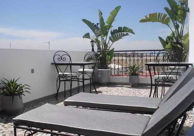 هتل Riad Marlinea