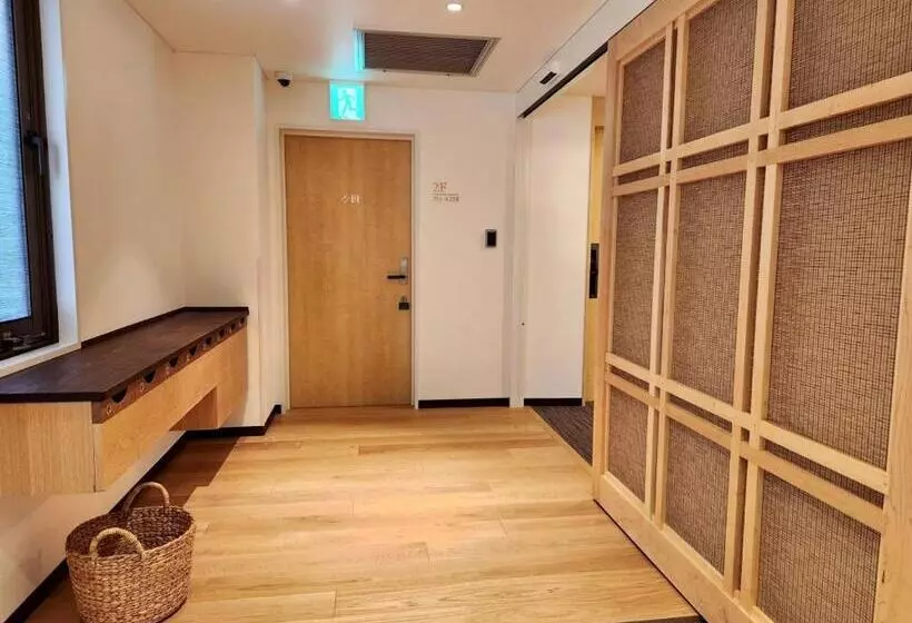 Отель Shin Osaka Station