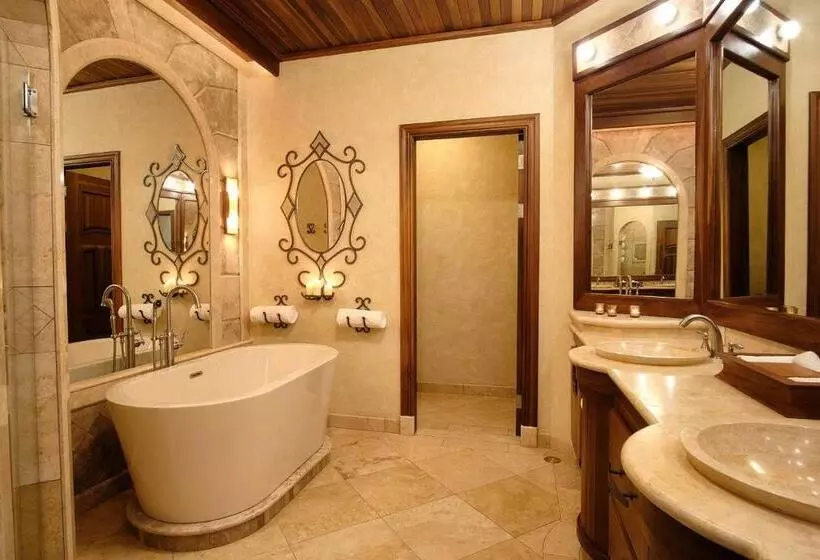 Отель The Springs Resort & Spa At Arenal