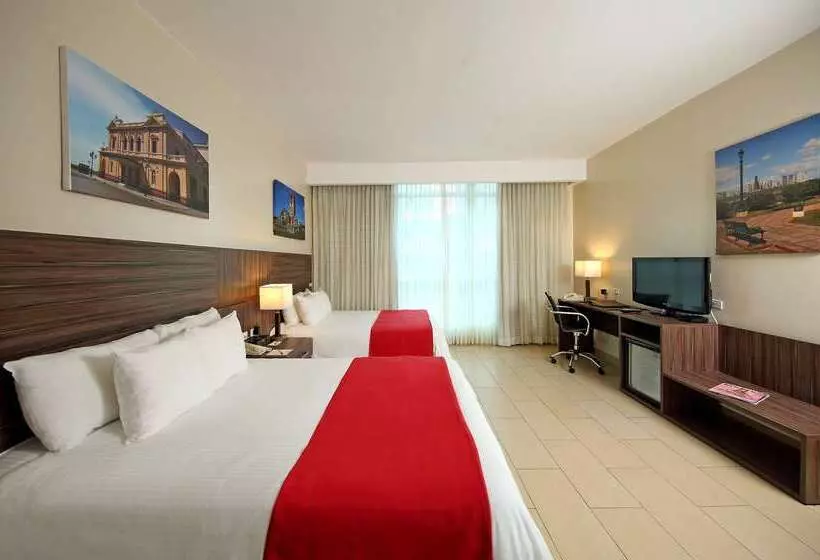 Victoria Hotel And Suites Panama