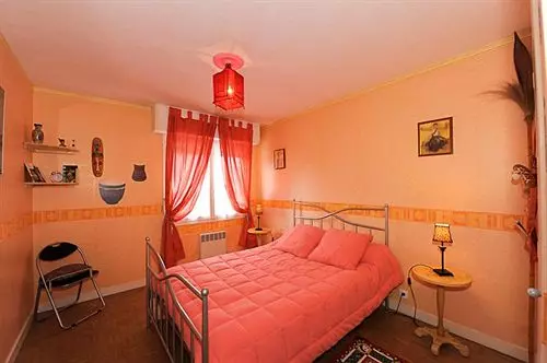 Maison d'Hotes Joliot Curie Bed & Breakfast
