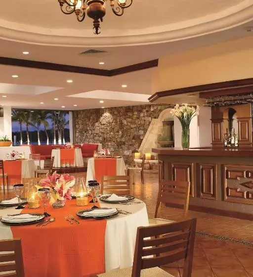 Dreams Huatulco Resort & Spa