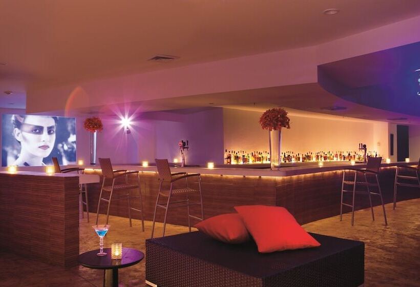 Dreams Huatulco Resort & Spa