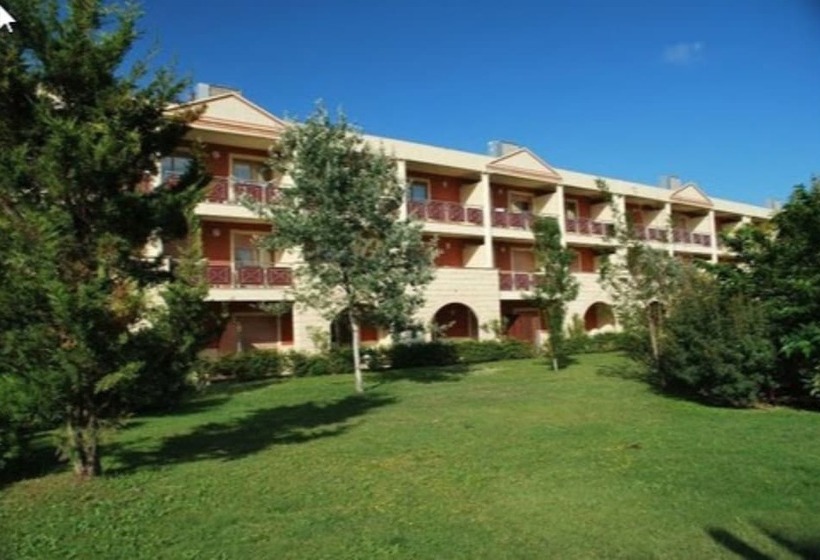 בית מלון כפרי Akiris