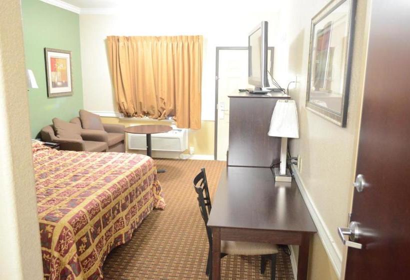 هتل Budget Host Inn & Suites