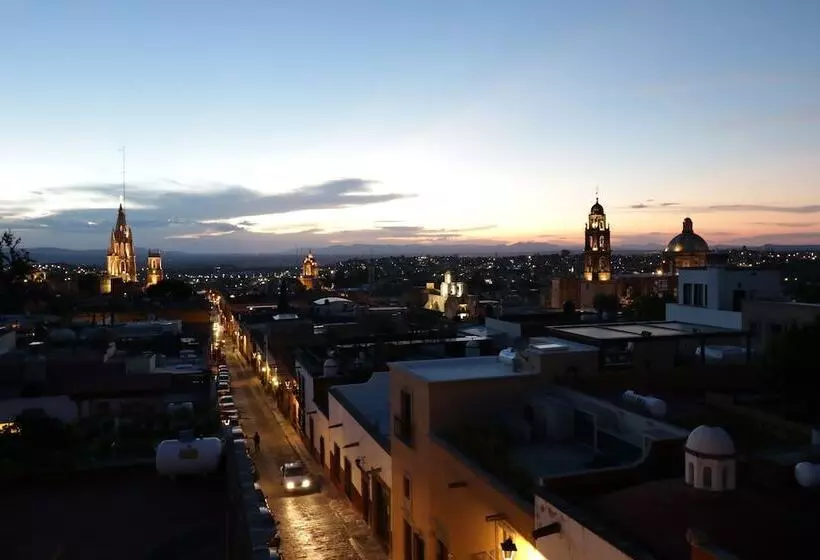 בית מלון כפרי Casa Mia Suites