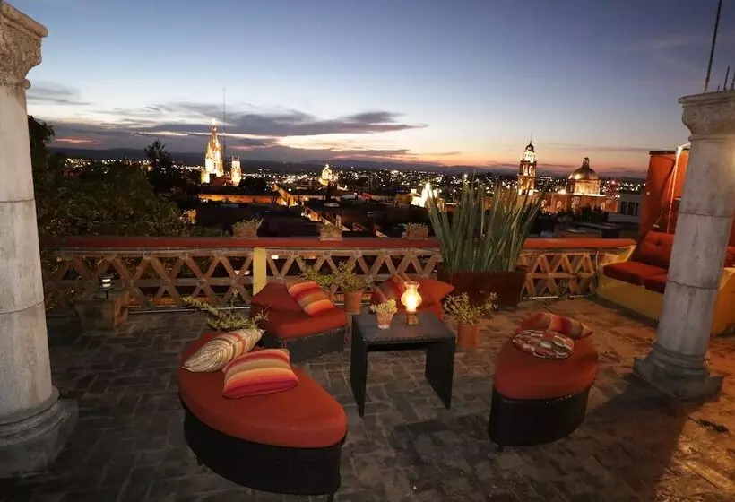 בית מלון כפרי Casa Mia Suites