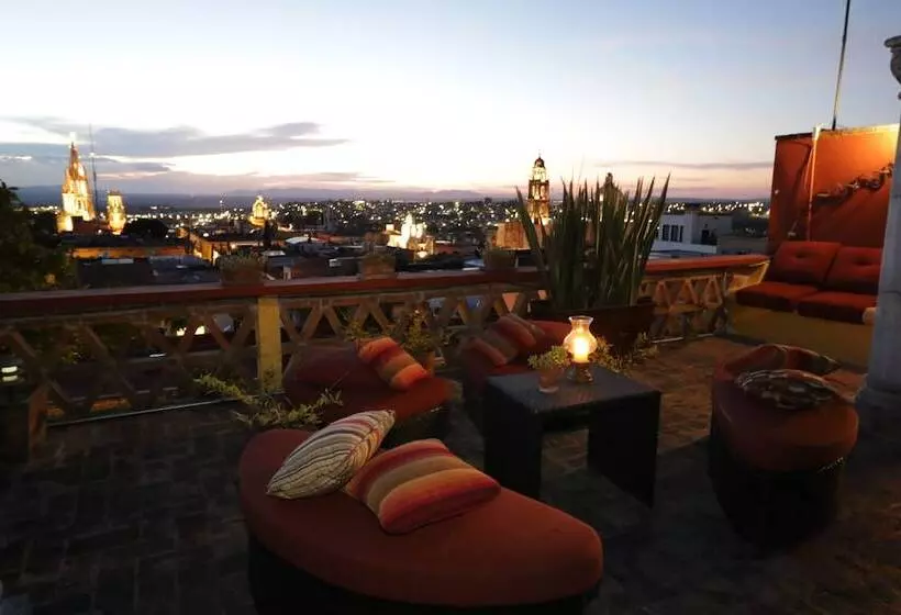 בית מלון כפרי Casa Mia Suites