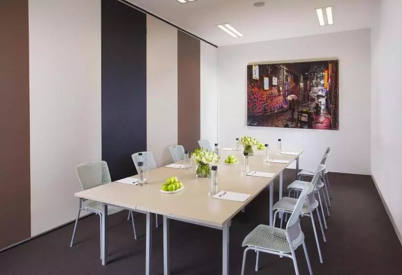 Hotel Citadines On Bourke Melbourne