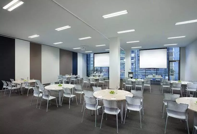 Hotel Citadines On Bourke Melbourne