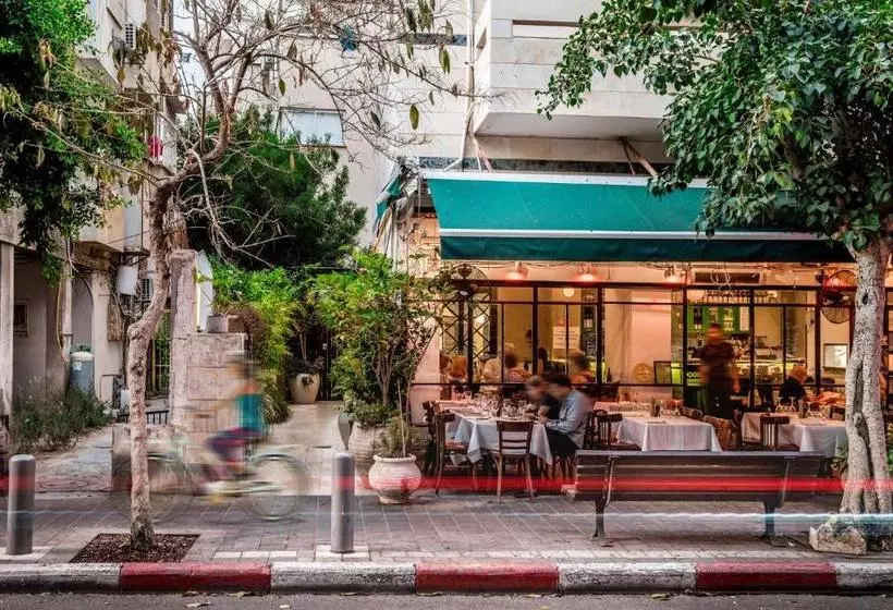 ホテル Dizengoff Suites