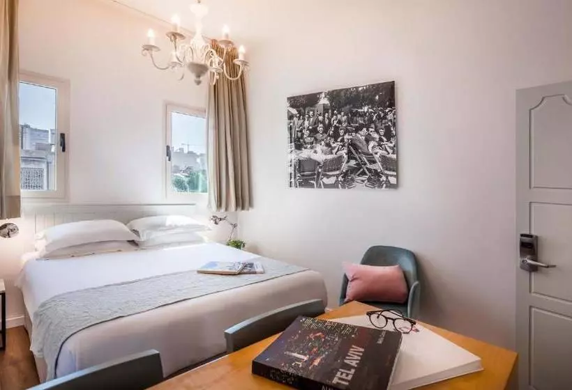 ホテル Dizengoff Suites